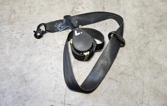 Nissan Primastar Front seatbelt 300774 52210