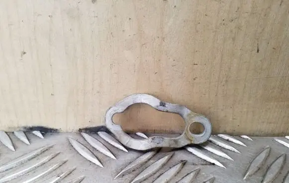 Volvo XC60 Fuel Injector clamp holder