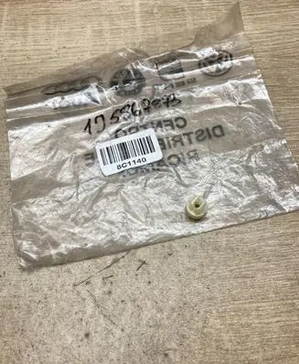Volkswagen Jetta IV Other body part 1J5867873