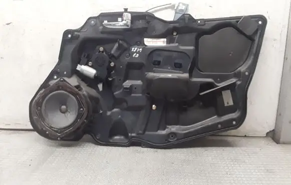 Mazda 6 Front door window regulator with motor GJ6E97XR