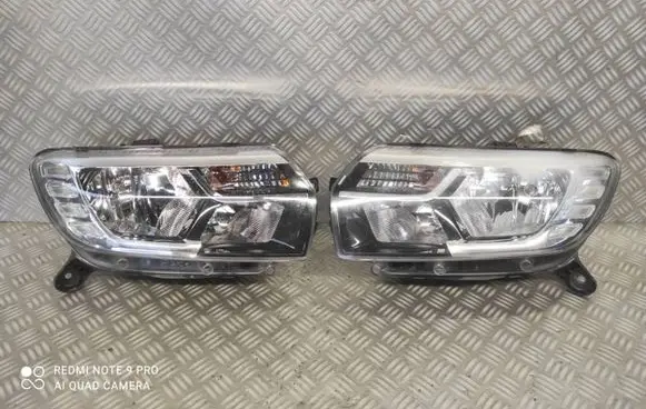 Dacia Sandero Headlight/headlamp 260106417R 14102020 400111234
