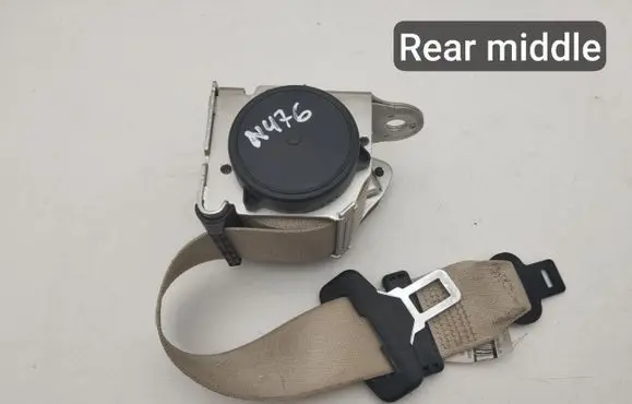 Middle seatbelt (rear)