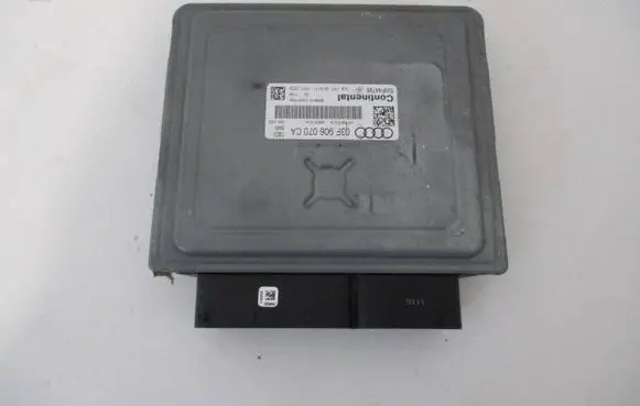 Audi A1 Engine control unit/module 03F906070CA 5WP44795