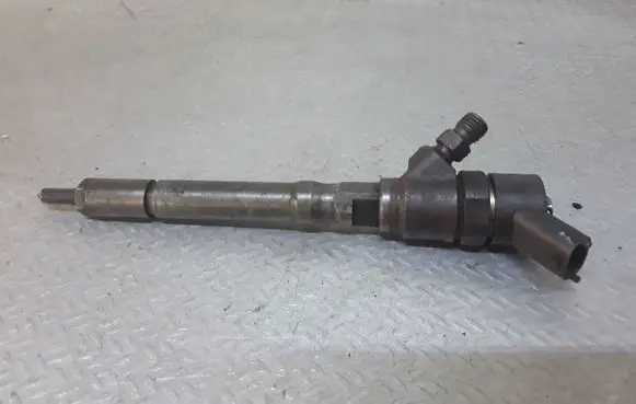 Hyundai Getz Fuel injector 0445110126