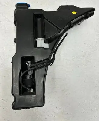 Audi A5 Windshield washer fluid reservoir/tank 8W6955451E