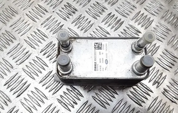 Jaguar F-Pace Oil filter mounting bracket aw837a095aa