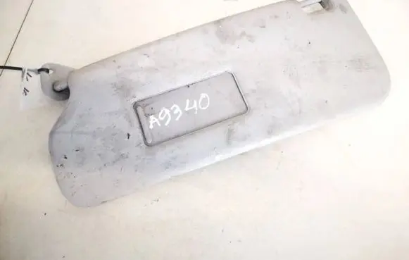 Toyota Avensis T220 Sun visor