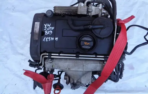 Volkswagen PASSAT B6 Engine BKD