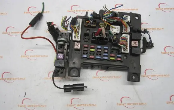 Mitsubishi Outlander Fuse box set 8637A319