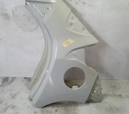 Hyundai i10 Fender 5F4809606B