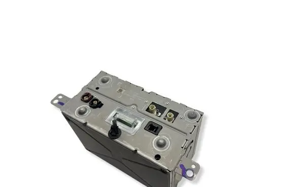 Volvo XC40 Radio/CD/DVD/GPS head unit 32413742AA