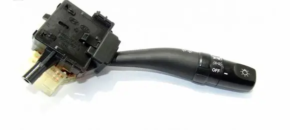 Hyundai Santa Fe Light switch 2020057632