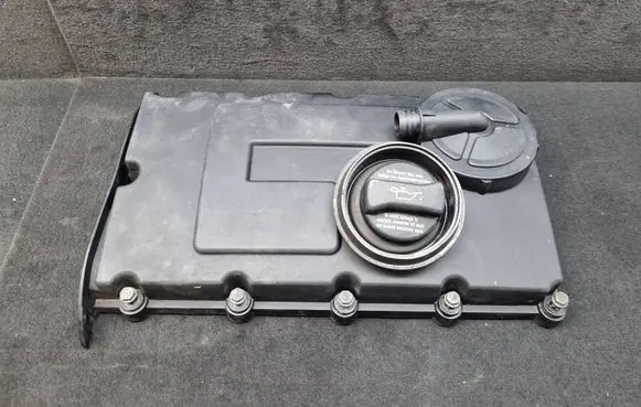 Audi A3 S3 8P Rocker cam cover 03G103475 03G103469R