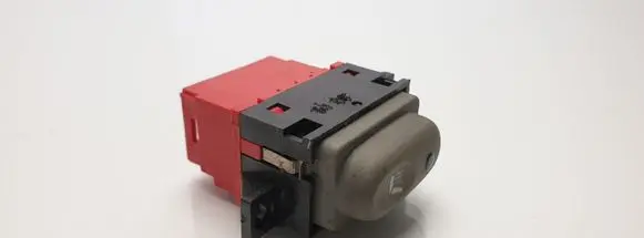Renault Scenic I Seat heating switch 7700433113 0609