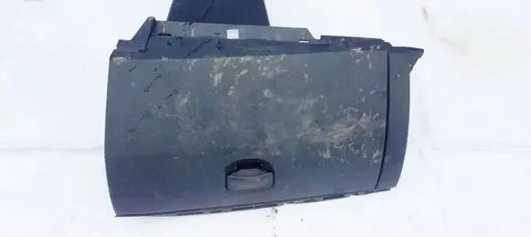 Renault Clio III Glove box 001003829