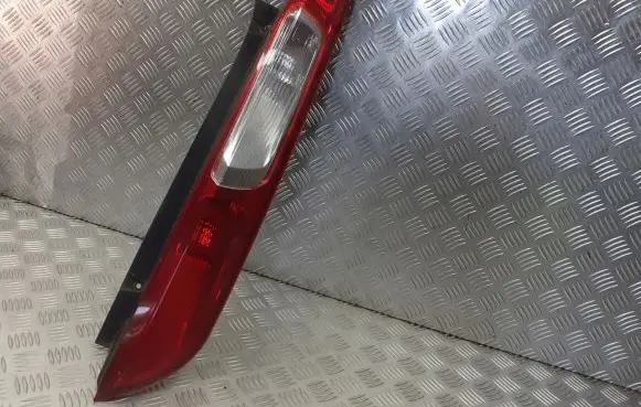 Ford Focus C-MAX Rear/tail lights 4M51-13404-A