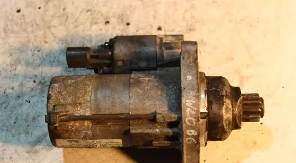 Volkswagen PASSAT B6 Starter motor 02M911023N