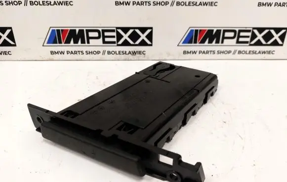 BMW 3 E90 E91 Cup holder front 5145