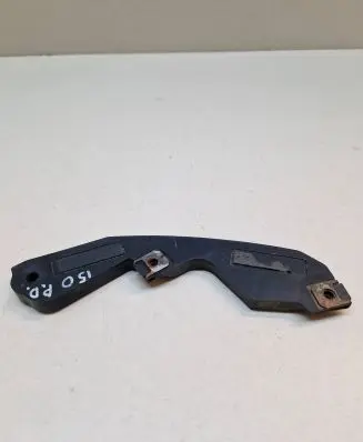 BMW i3 Front bumper mounting bracket 7385646