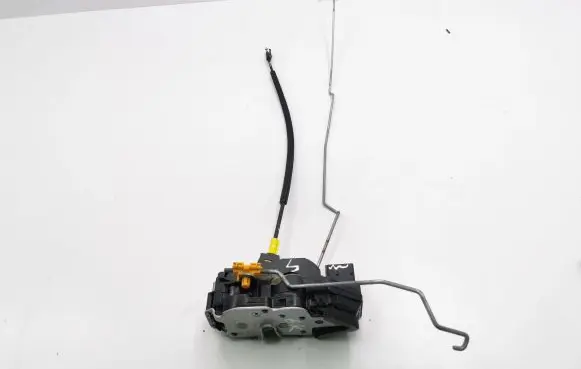 Chevrolet Trax Rear door lock 13579547