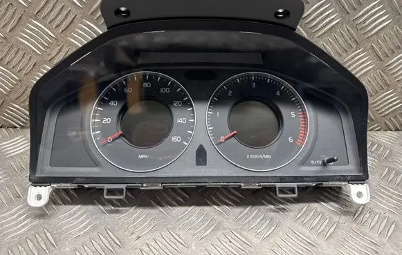 Volvo XC60 Speedometer (instrument cluster) 31270905AA 36002604 69399290U