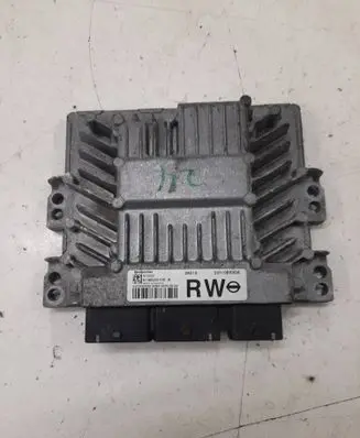 Nissan Qashqai Engine control unit/module 23710BR30A S180033108A