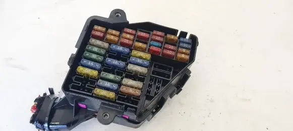 Audi A6 S6 C5 4B Fuse box set