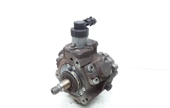 Volvo V50 Fuel injection high pressure pump 9683703780 0445010102