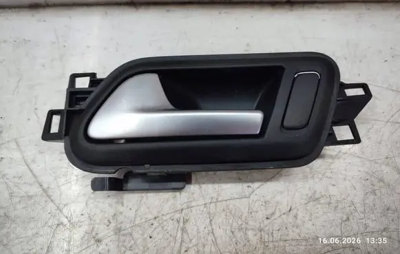 Volkswagen Amarok Rear door interior handle 2H0837113