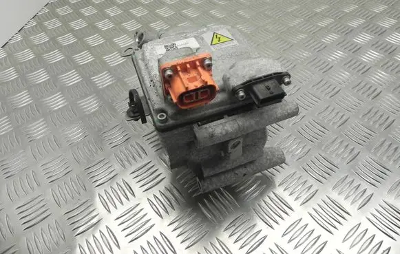 Dacia Spring Air conditioning (A/C) compressor (pump) 926006978R