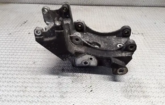 Peugeot 406 Generator/alternator bracket 9634817980A