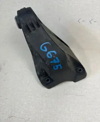 Mercedes-Benz S W222 Engine mount bracket A6542230100