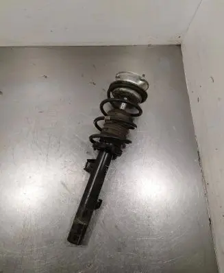 BMW 1 E81 E87 Front shock absorber with coil spring 651531942