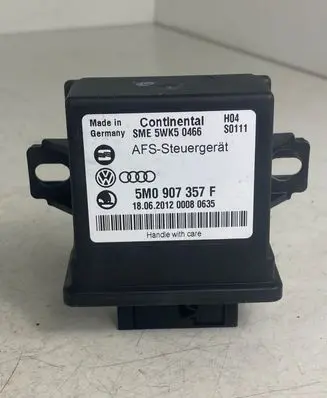 Volkswagen PASSAT B7 Xenon control unit/module 5M0907357F 5WK50466