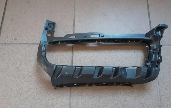 Audi e-tron Front bumper lower grill 85H807095 DNP50184