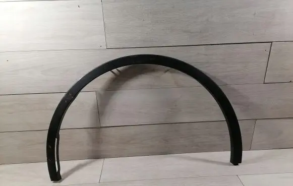 Tesla Model Y Front arch trim 168385900A