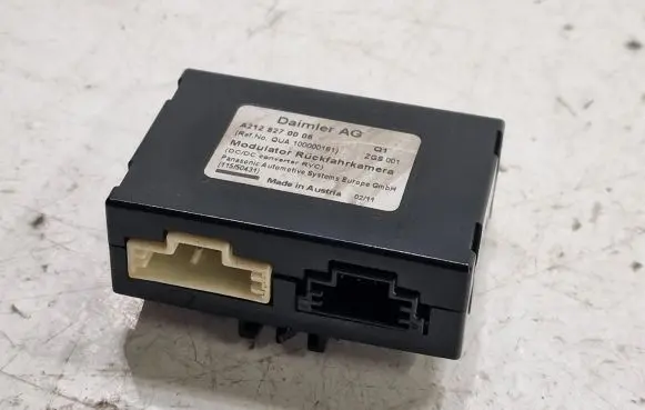 Mercedes-Benz CLS C218 X218 Camera control unit module A2128270006