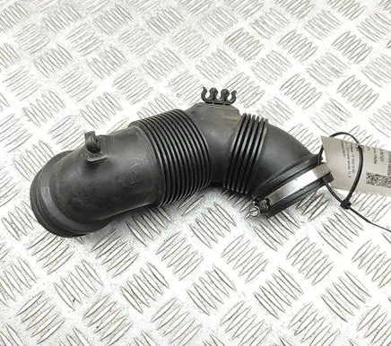 Volkswagen PASSAT B8 Air intake duct part 5Q0129654G