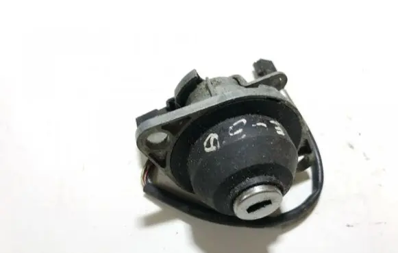 BMW 5 E39 Tailgate exterior lock 