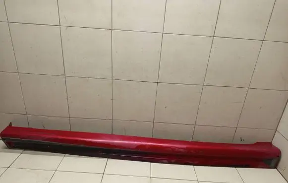 Mitsubishi Lancer Sill MR380003