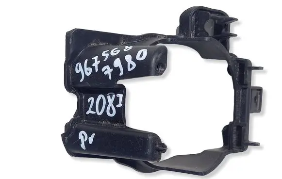 Peugeot 208 I Fog light bracket 9675687980