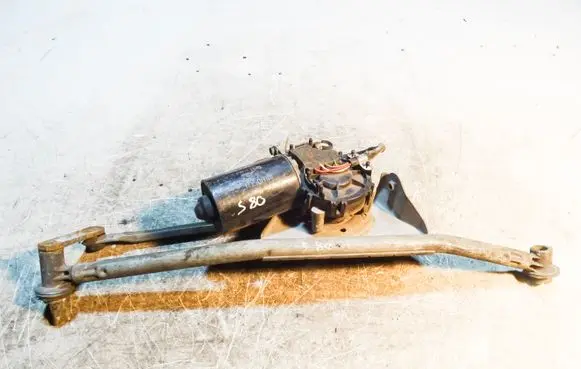 Volvo S80 Front wiper linkage 