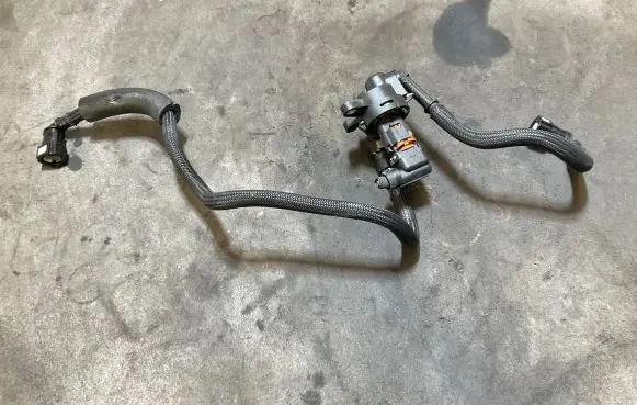 Peugeot Partner III Fuel main line pipe