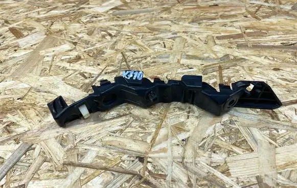 KIA Sportage Front bumper mounting bracket 865133U000