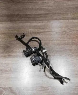 Volkswagen PASSAT B5 Turbo solenoid valve 1H0906627A 1H0906627 72190325