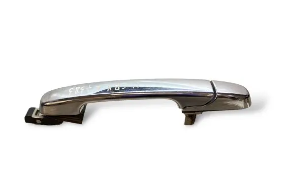 Honda CR-V Front door exterior handle