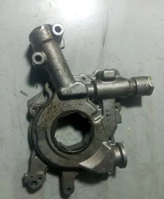 Opel Vectra C Oil pump 