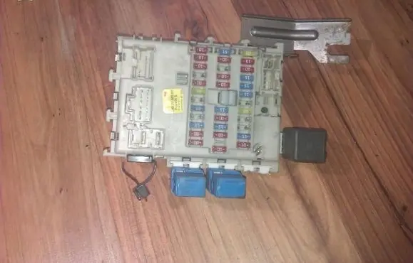 Nissan Almera N16 Fuse box set 243505m310