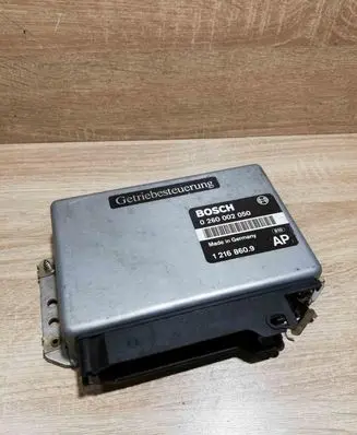 BMW 5 E34 Engine control unit/module ECU 0260002050 1216860