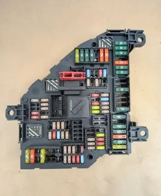 BMW 6 F12 F13 Fuse module 9252813